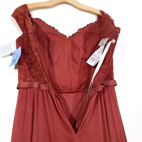 NWT David's Bridal Off-the-Shoulder Lace and Mesh Bridesmaid Dress in Cinnamon 4 - Picture 9 of 12